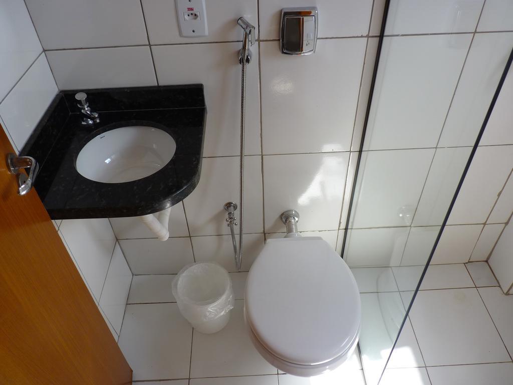 Turis Hotel Dourados Værelse billede